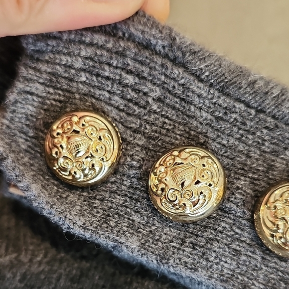 BURBERRY - Soft Grey Sweater with Gold Button Details - Picture 3 of 7